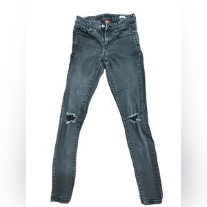 a r i z o n a r i p p e d j e a n s